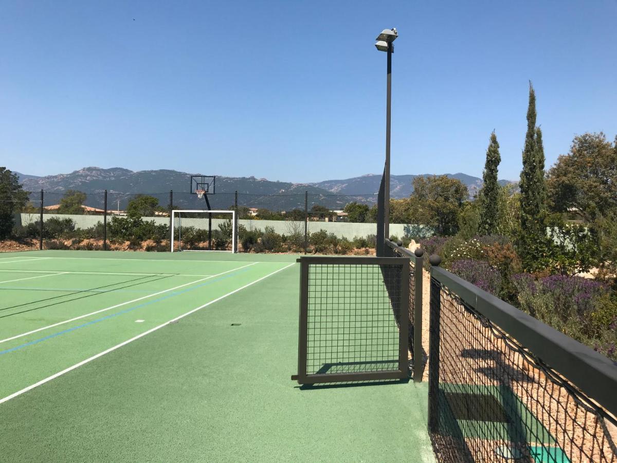L'Hacienda Piscine Chauffee A 28, Spa, Boulodrome Et Court De Tennis Prives, 2 Villas Independantes Porto-Vecchio  Buitenkant foto