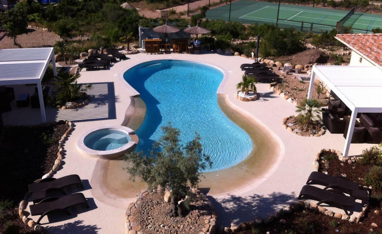 L'Hacienda Piscine Chauffee A 28, Spa, Boulodrome Et Court De Tennis Prives, 2 Villas Independantes Porto-Vecchio  Buitenkant foto
